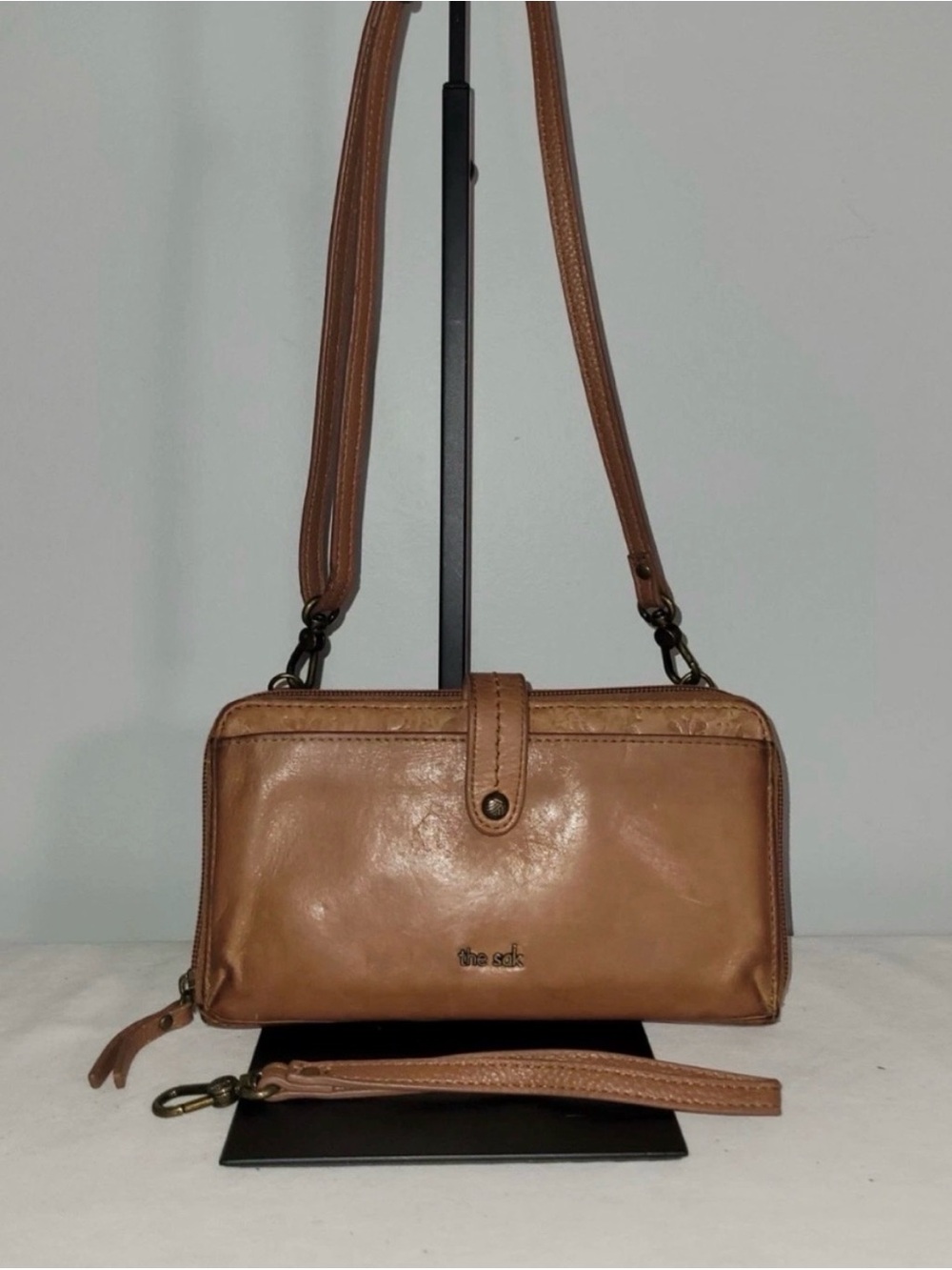 The Sak Tan Leather Crossbody Wallet Bag